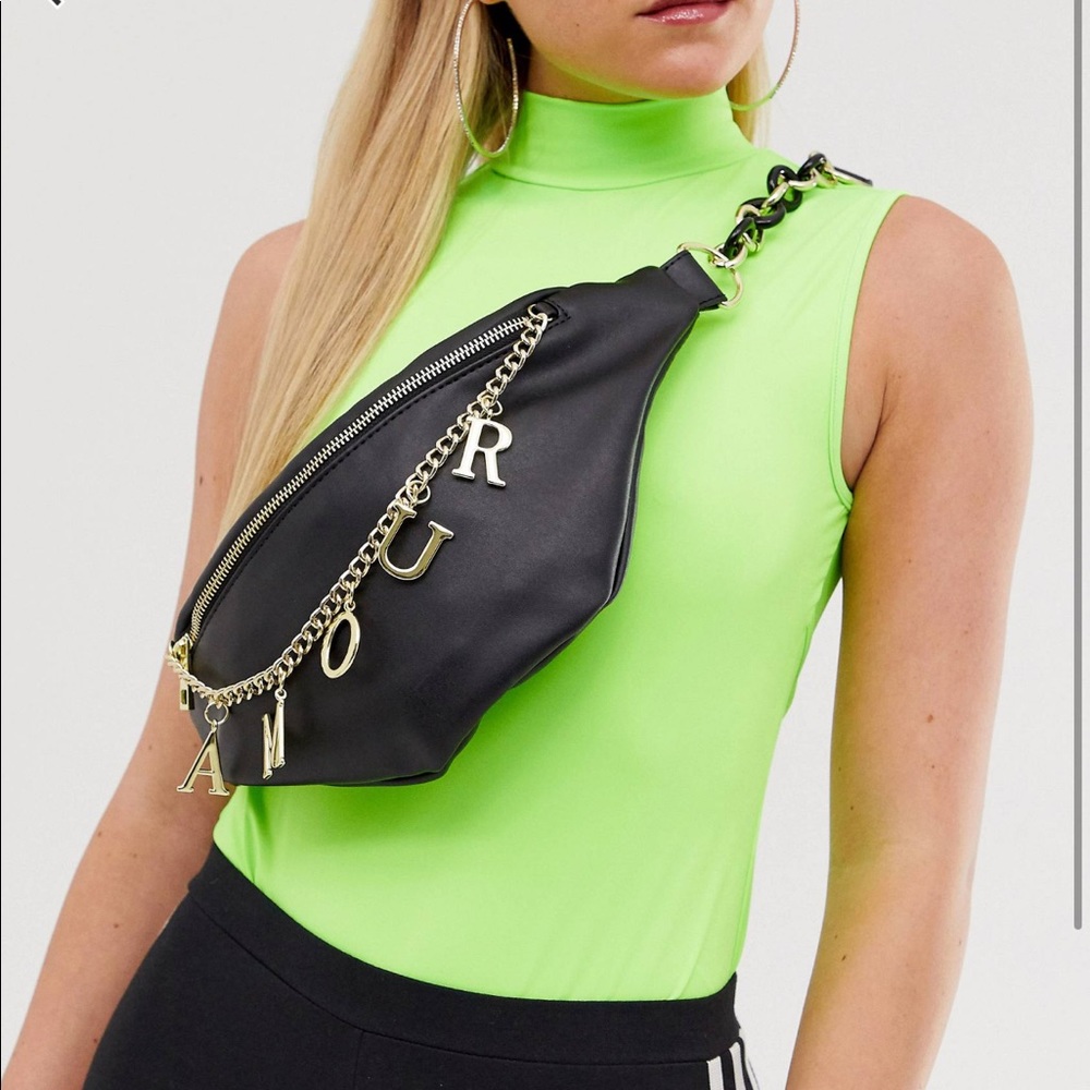 Amour Fanny pack